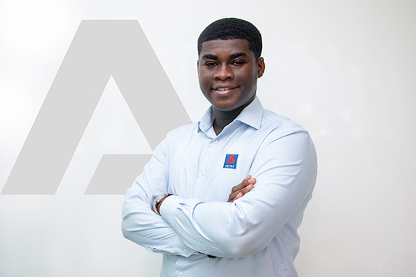Desmond Ogbarmey-Tettey, Financial Controller
